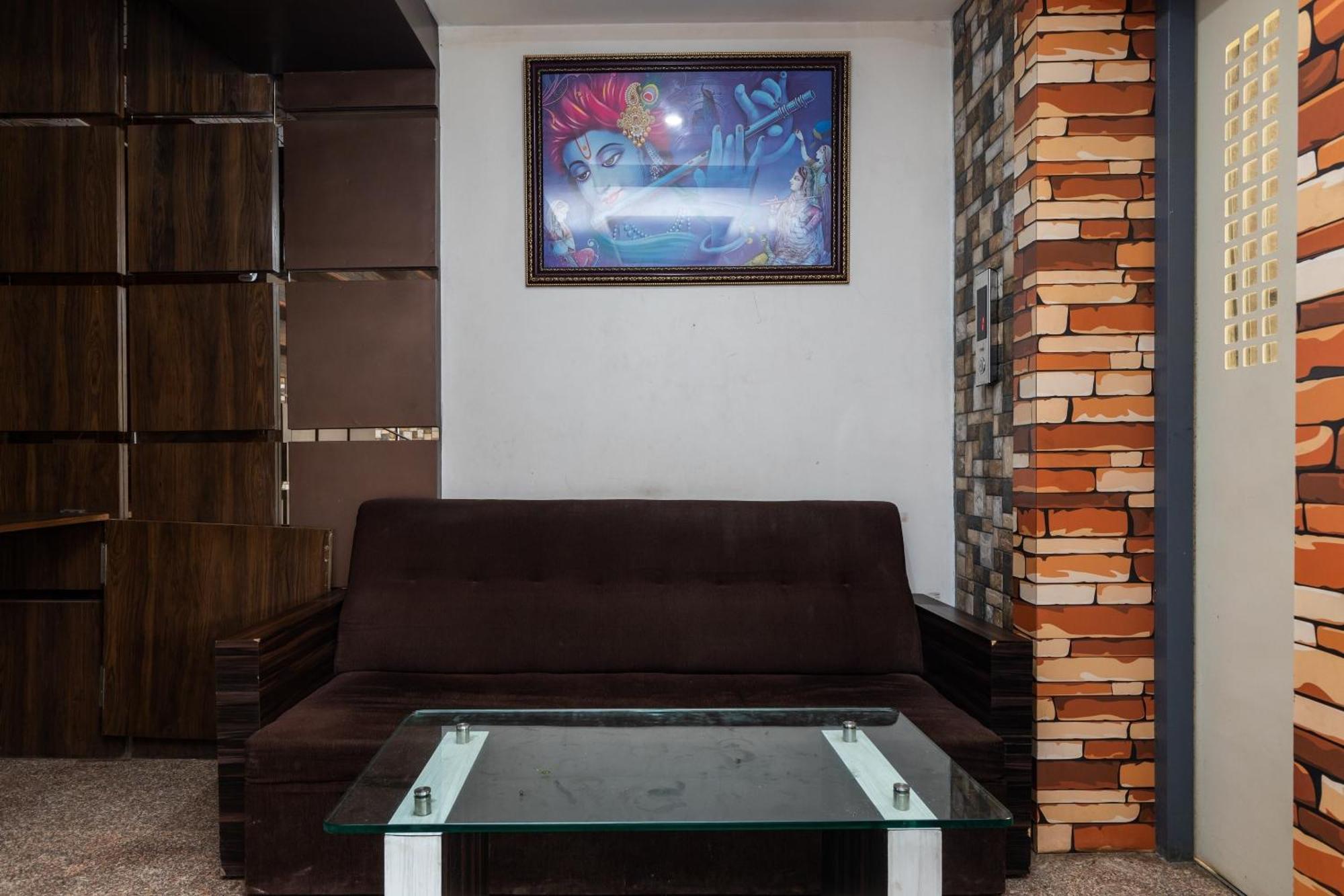 Collection O Prince Palace Ratlām Extérieur photo